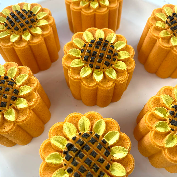 Poppy & Thyme - Sunflower Mini Bath Bomb