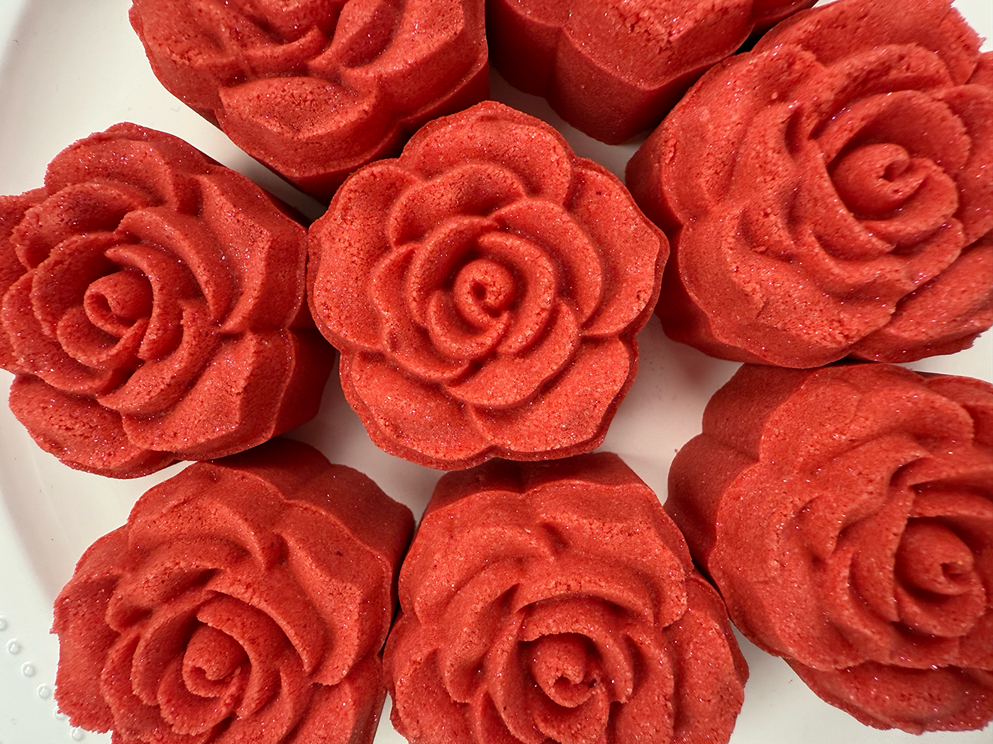 Poppy & Thyme - Rose Mini Bath Bomb