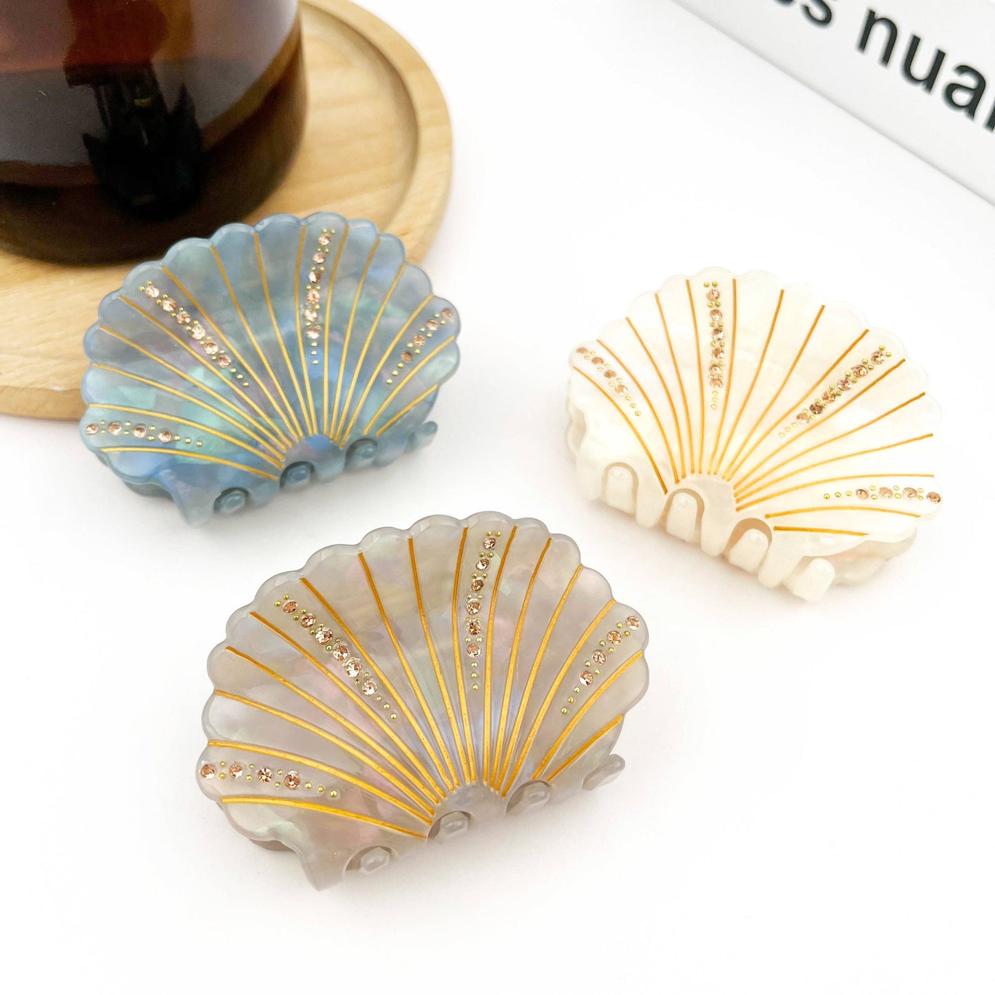 TheDivaSoap - Crystal Shell Claw Clip, Ocean Creatures Hair Clip: White