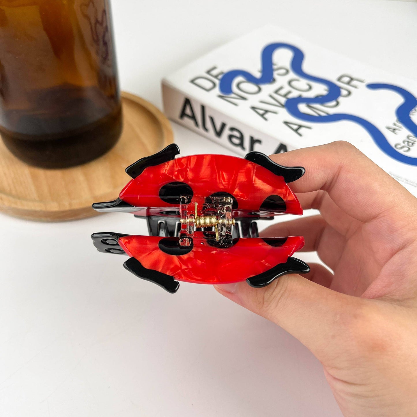 TheDivaSoap - Cartoon Ladybug Hair Clip, Summer Claw Clips: Red