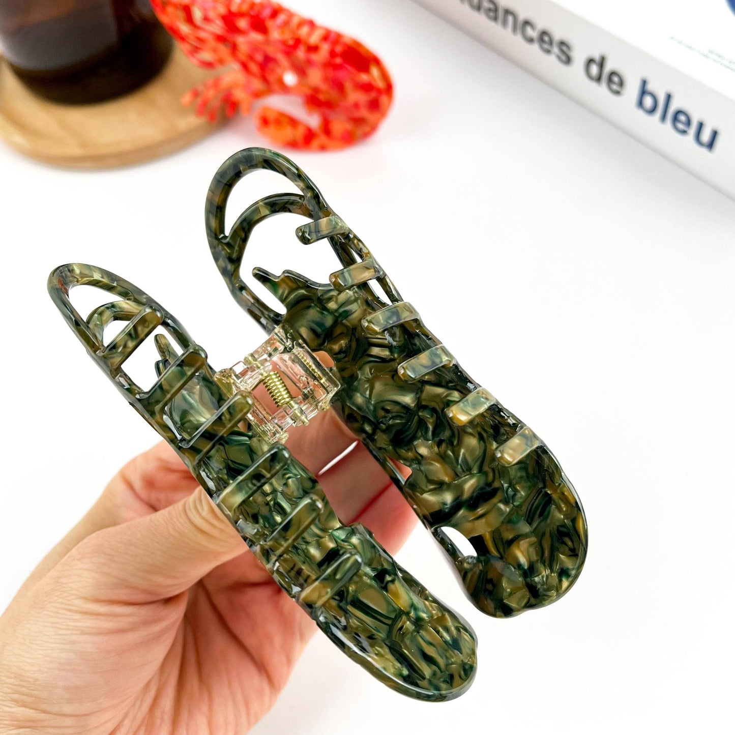 TheDivaSoap - Lobster Claw Clip, Acetate Marine Animal Hair Clip: Red