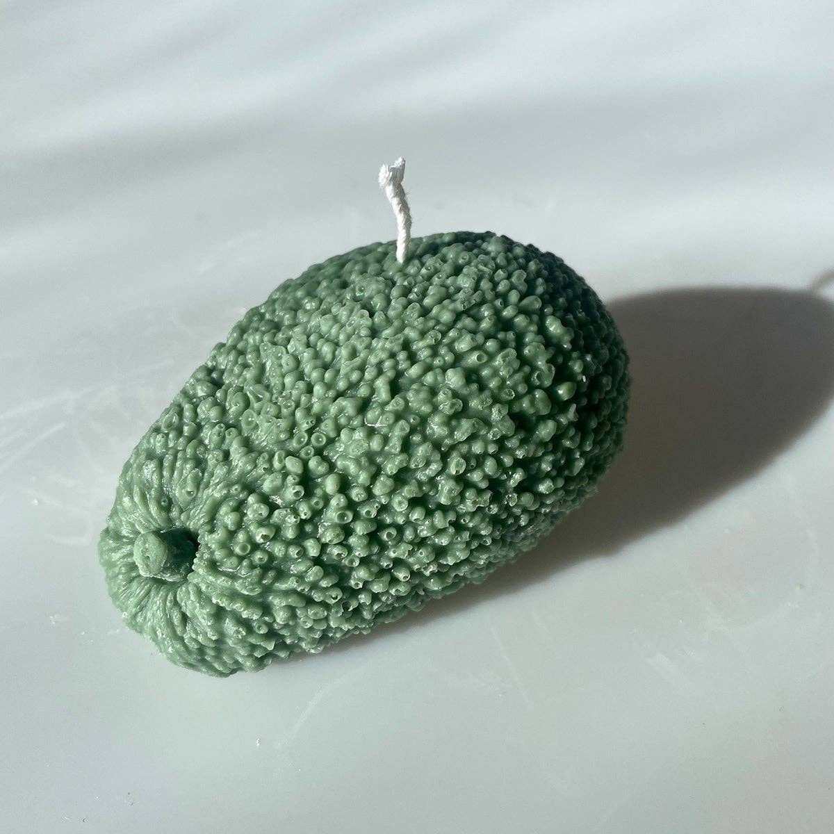Scandles - Avocado Candle: Green / Sea Salt & Orchid / Single Avo
