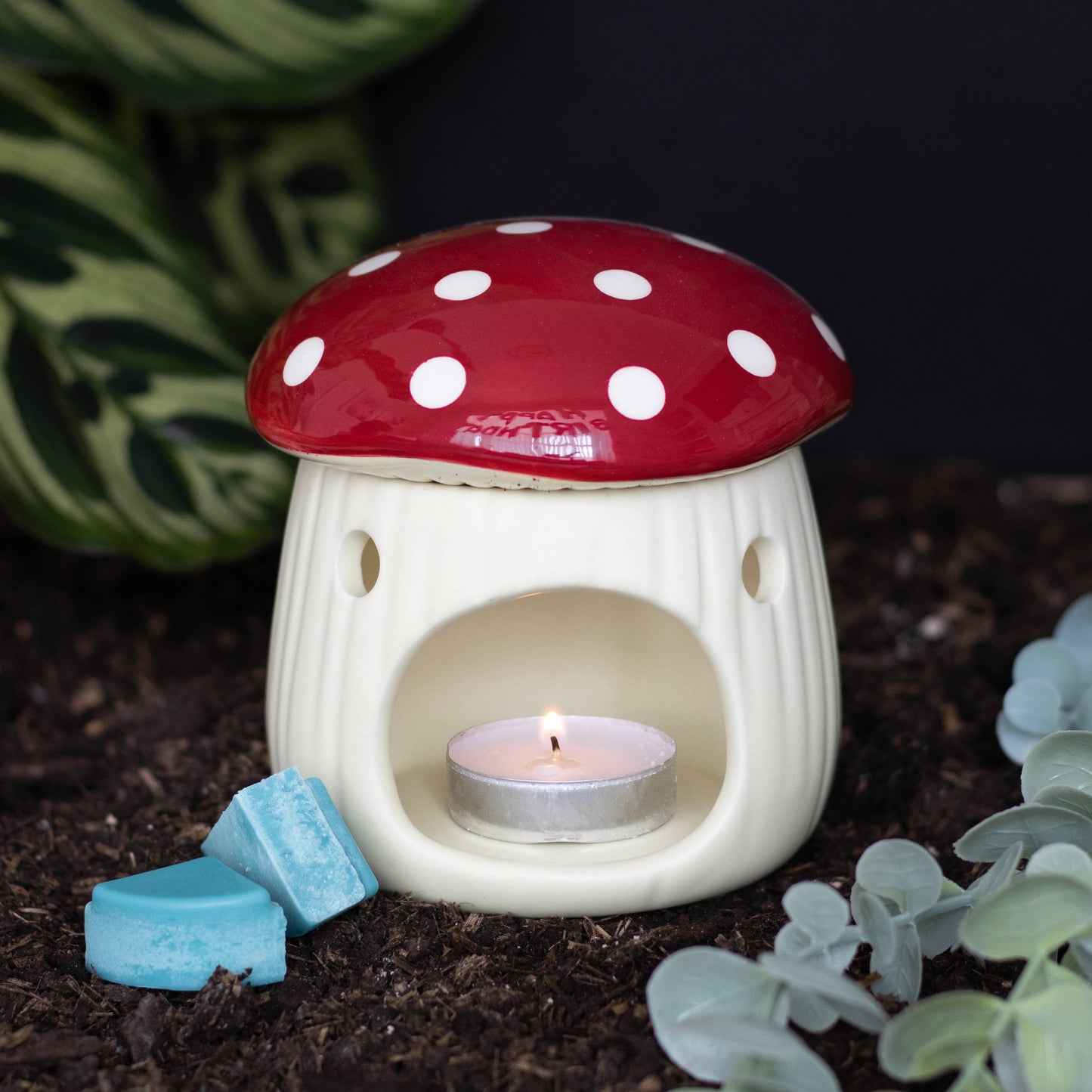 Something Different Wholesale - Red Mushroom Shaped Oil Burner