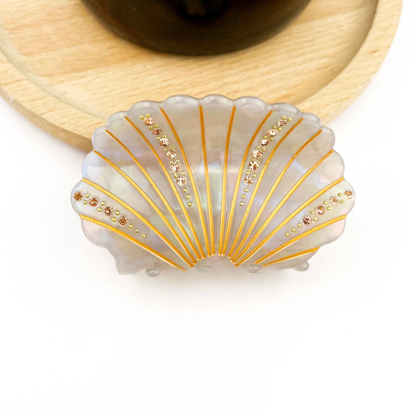 TheDivaSoap - Crystal Shell Claw Clip, Ocean Creatures Hair Clip: White