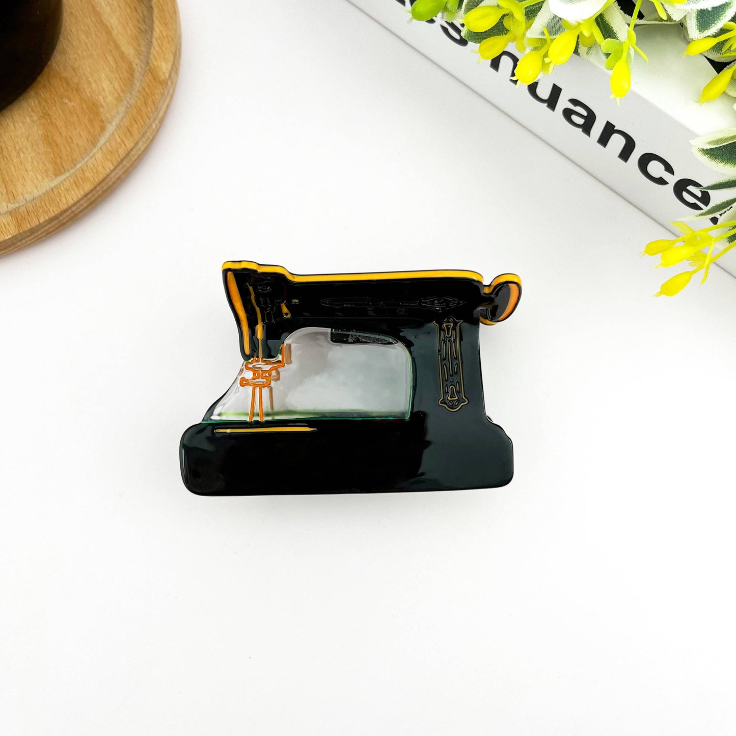 TheDivaSoap - Sewing Machine Acetate Claw Clip, Souvenir Hair Clip