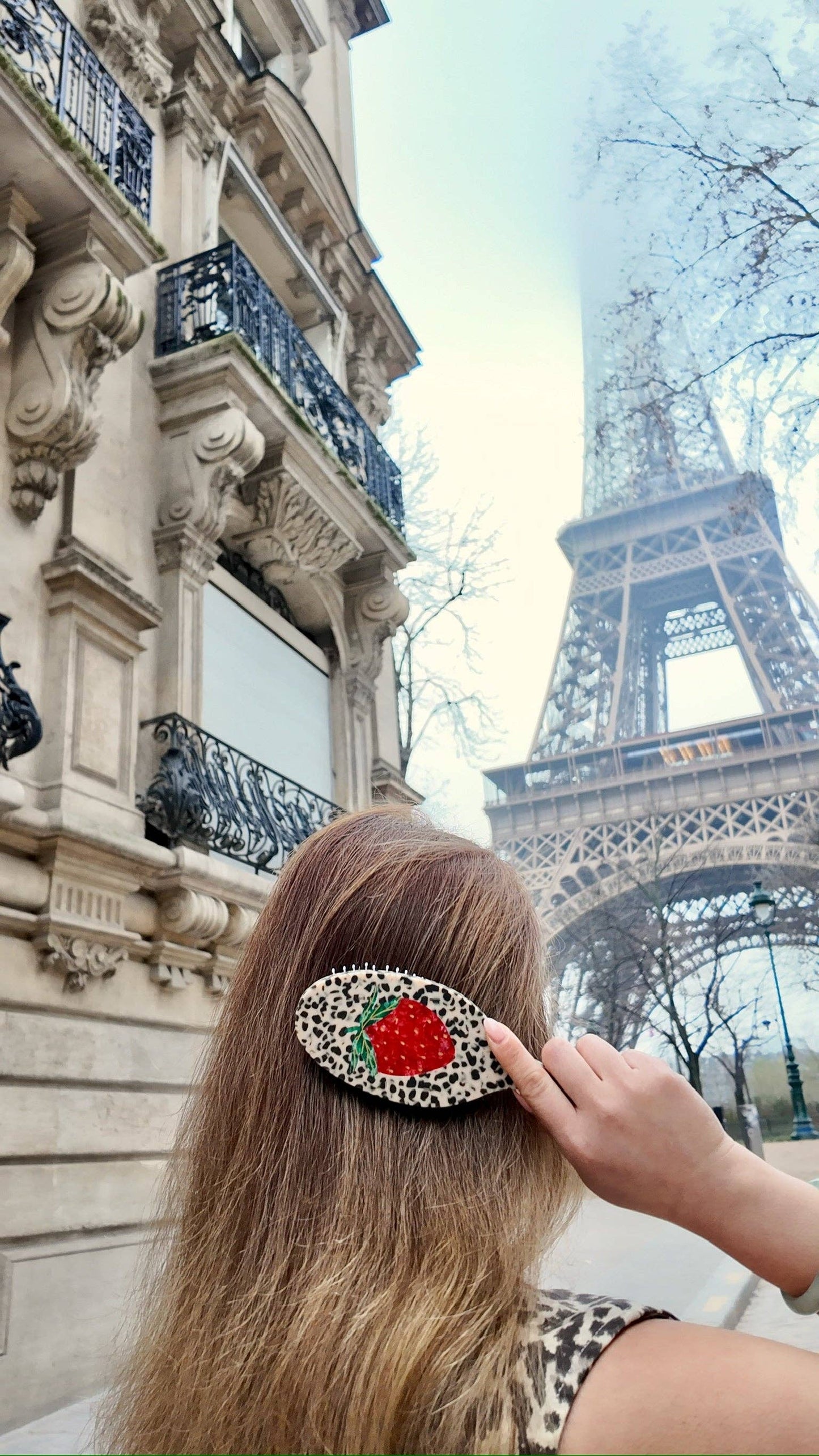 Solar Eclipse - Hand-painted Strawberry Amazing Hair Day Brush