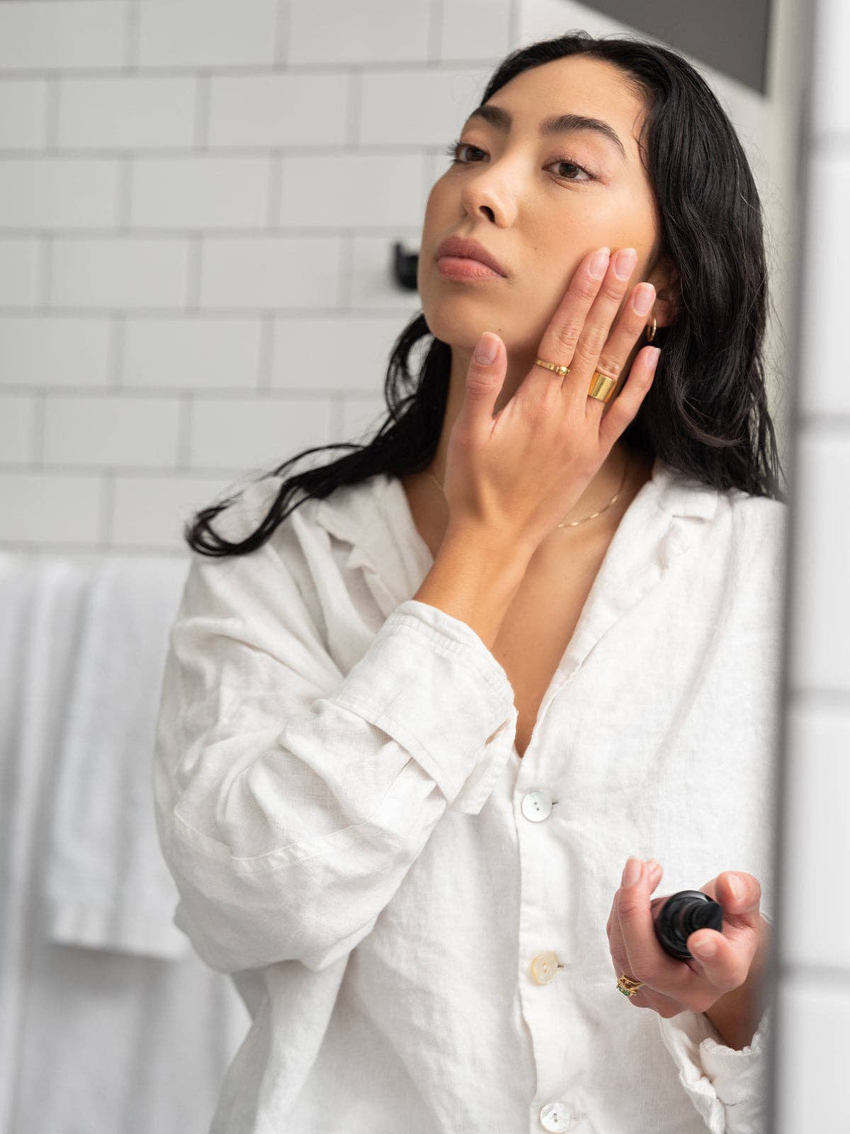 ONYX + PETAL - Petal Face Drip