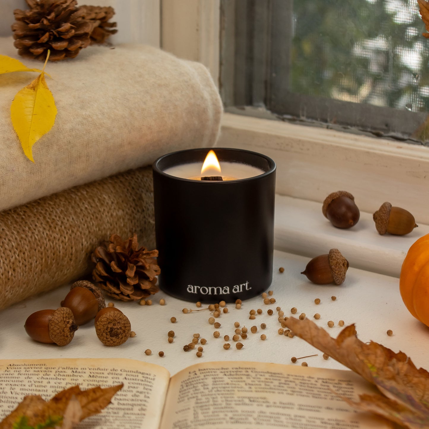 Autumn Earth Wood Wick Gift Candle | Earth Leaves ~ Coriander ~ Balsam | Wood Wick Gift Candle