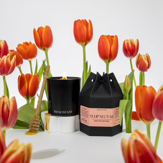 Tulip Nectar  | Peach ~ Tulip ~ Green Leaves | Wood Wick Candle