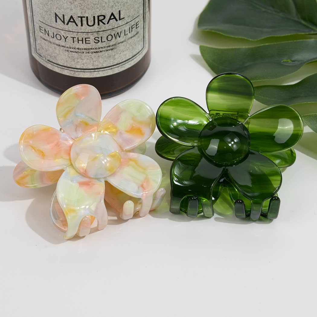 TheDivaSoap - Acetate Cute  Flower Hair Claw Clip, Eco-Friendly: Green / 2.75"