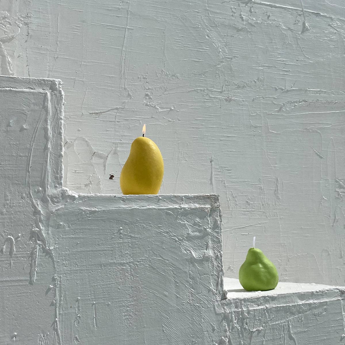 Scandles - Mango Candle: Yellow / Mango / Single Mango